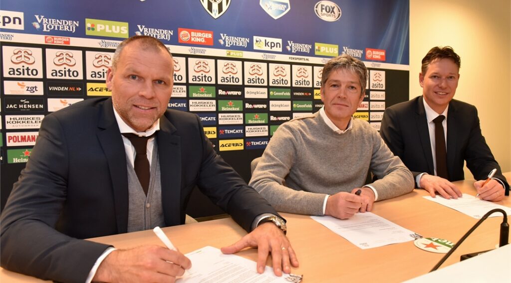 Heracles Almelo tekenen